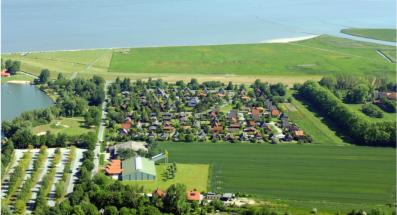 Ferienpark Achtern Diek mit der Spielscheune